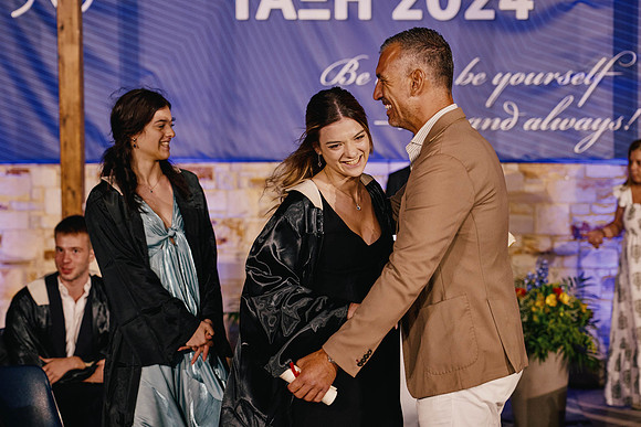 63-apofoitisi-24